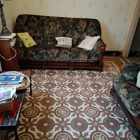 Holiday home Maison De Charme A Avec Jardin Cloture Et Cheminee Mailly-Maillet